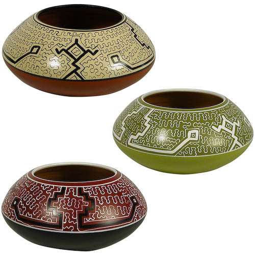 <center>Shipibo Rounded Pots crafted by Artisans in Peru </br> Measures 5” high x 10” diameter</center>