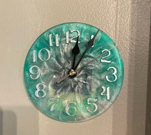  Green/Silver 6" diameter clock